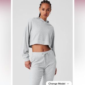 Alo Muse hoodie & jogger set (size small). New with tags!